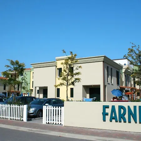 Farnie Lido Altanea Apartment